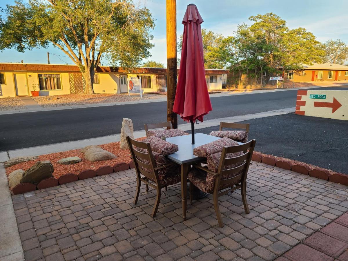 Red Rock Motel And Dam Motel Page Exteriör bild